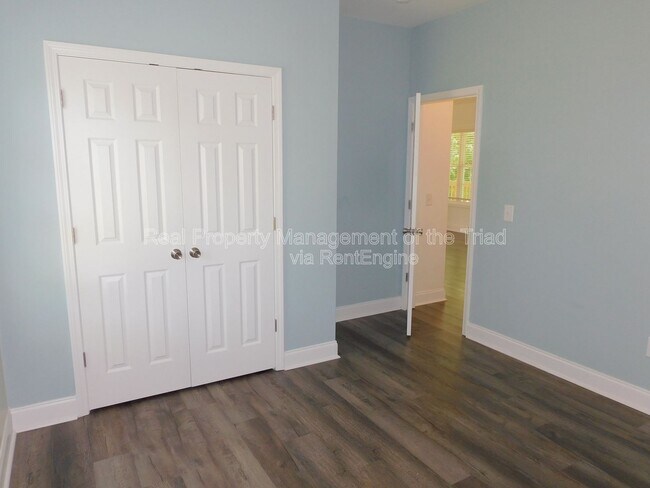 Building Photo - 3773 Hinshaw Country Rd