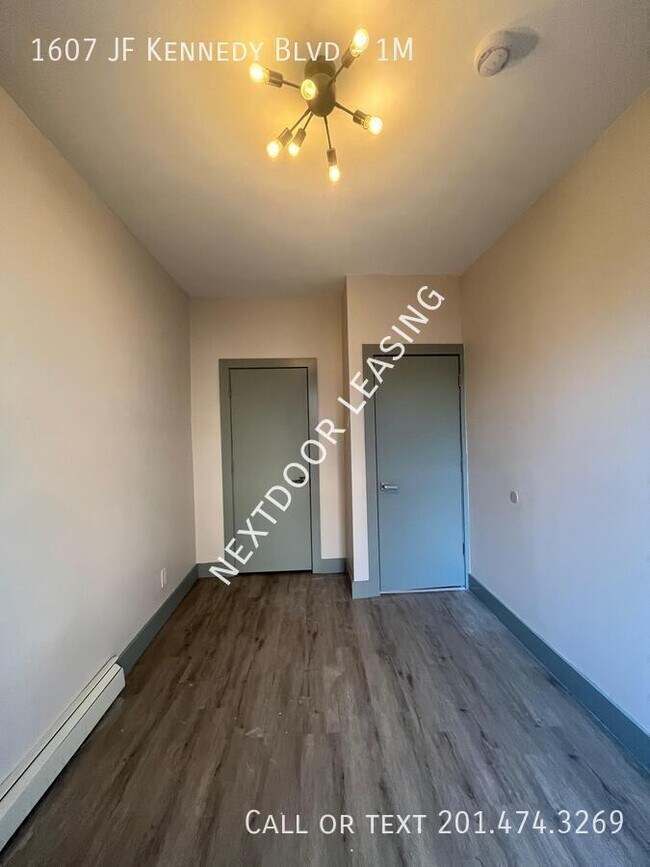 Building Photo - 1607 John F. Kennedy Blvd