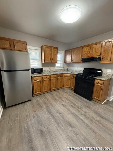 Building Photo - 95 Willowwood St