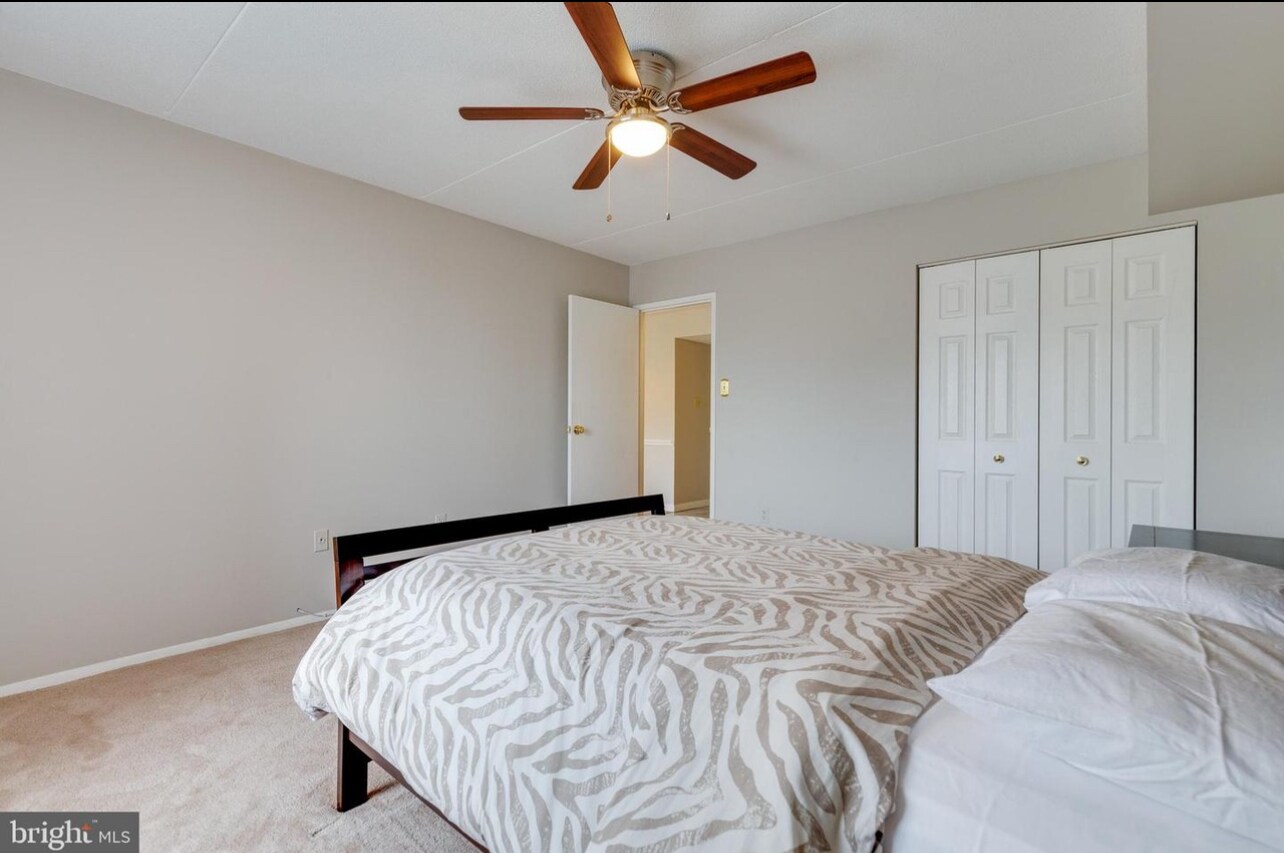 Room - 6300 Stevenson Ave