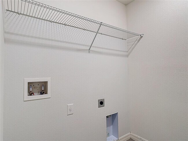 Building Photo - 2836 Sanctuary Dr