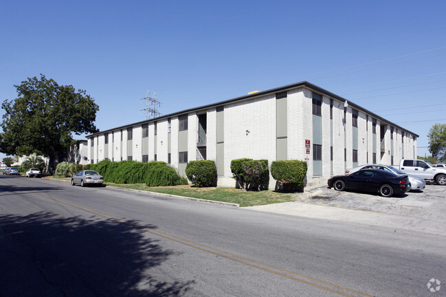 Building Photo - Bronco Apartments