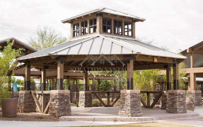 Building Photo - 4467 E Remington Dr