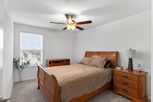 Building Photo - 1742 Red Loop