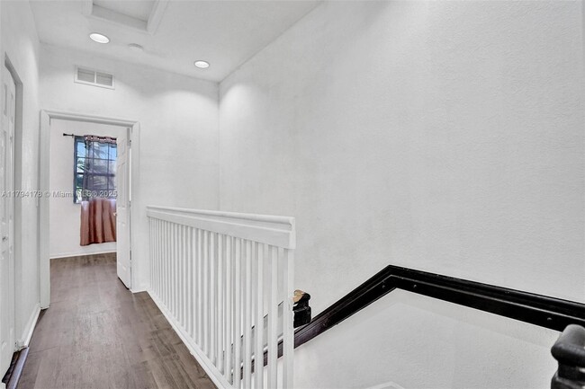 Building Photo - 757 NW 42nd Ave