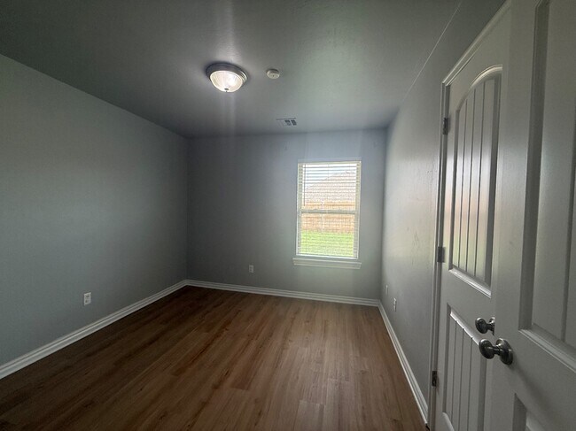 Building Photo - 6605 NW 158th St