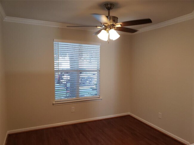 Building Photo - 12063 Mallard Stream Ct