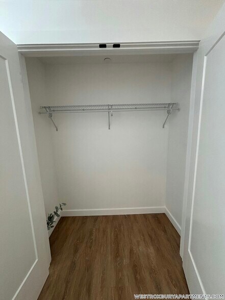 Building Photo - 199 Gardner St