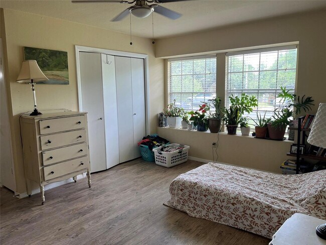 Building Photo - 12214 Forsythe Dr