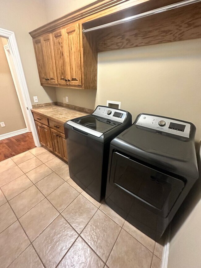 Building Photo - 4 Bed/3 Bath for rent in Bentonville! New ...