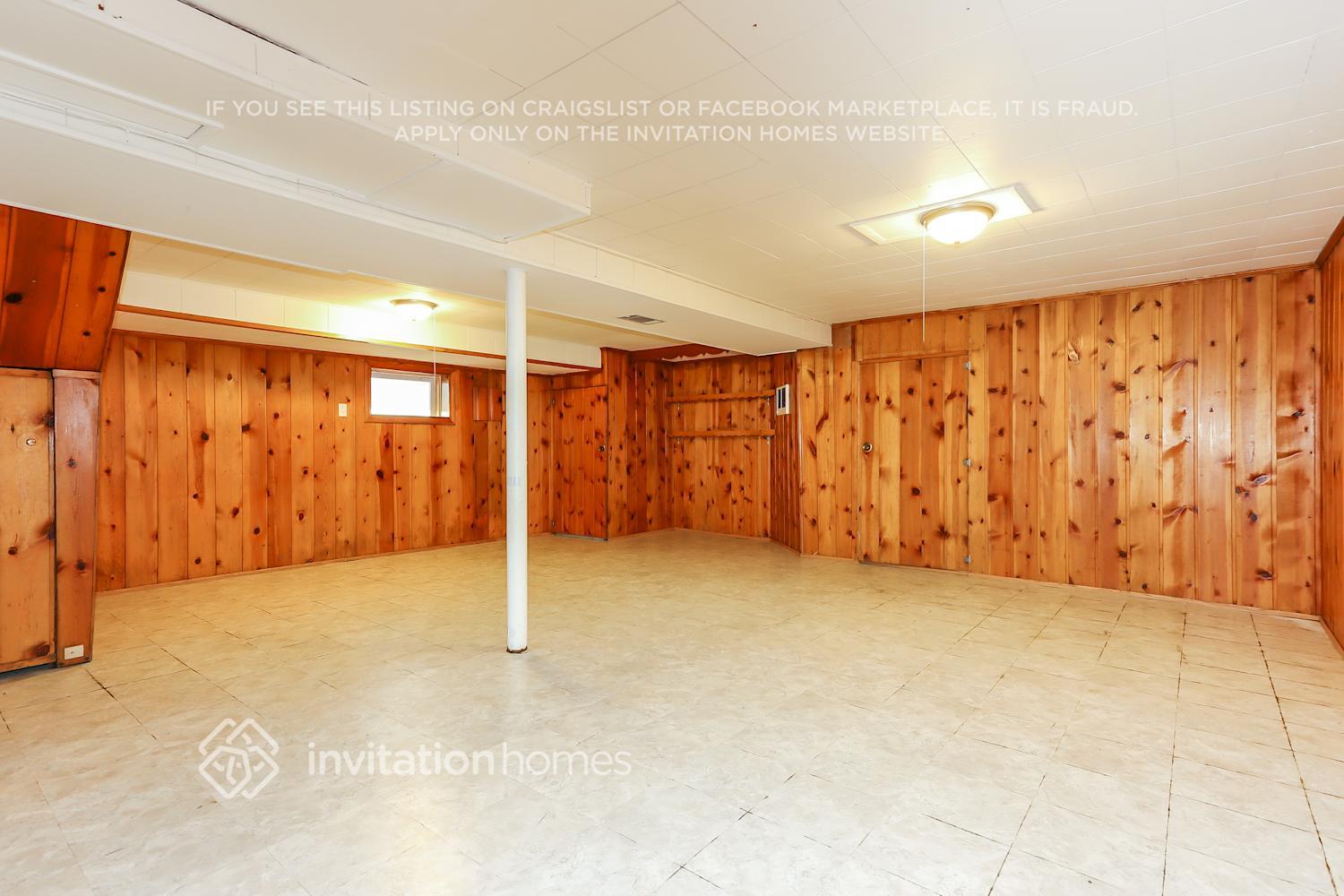 Building Photo - 1934 N Natoma Ave