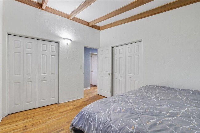 Building Photo - 1612 Hasosaw Nene