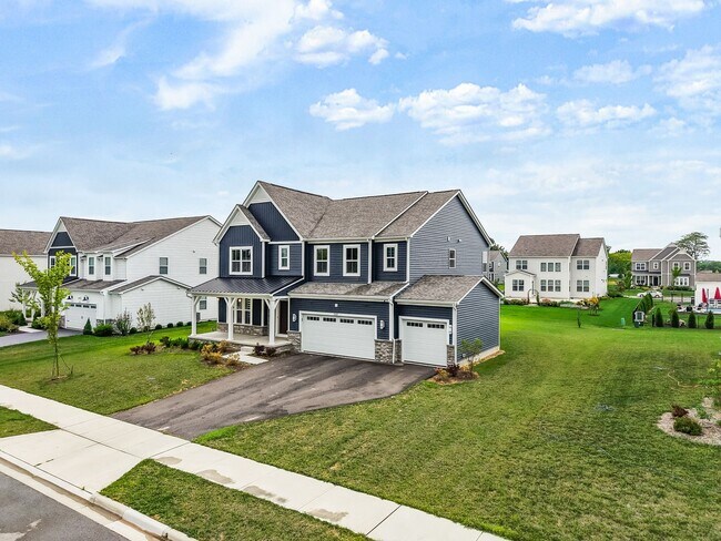 Building Photo - 3387 Logsdon Lp