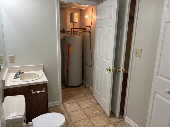 Building Photo - ***NEW Price***