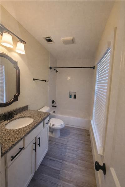 Building Photo - 602 E 34th St