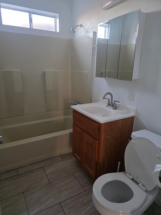 Building Photo - 2136 Del Amo Blvd