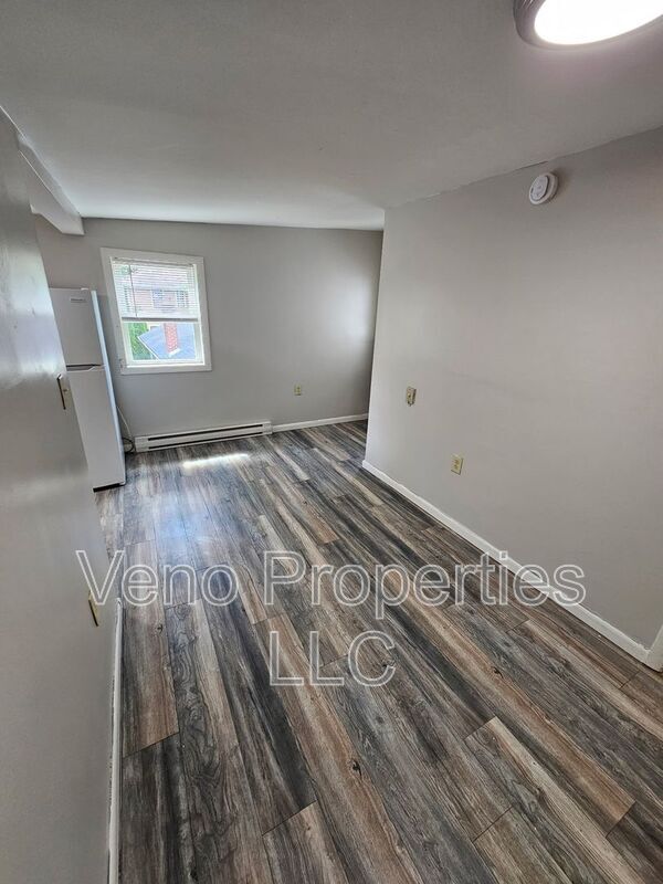 Building Photo - 17-19 Avenue A.