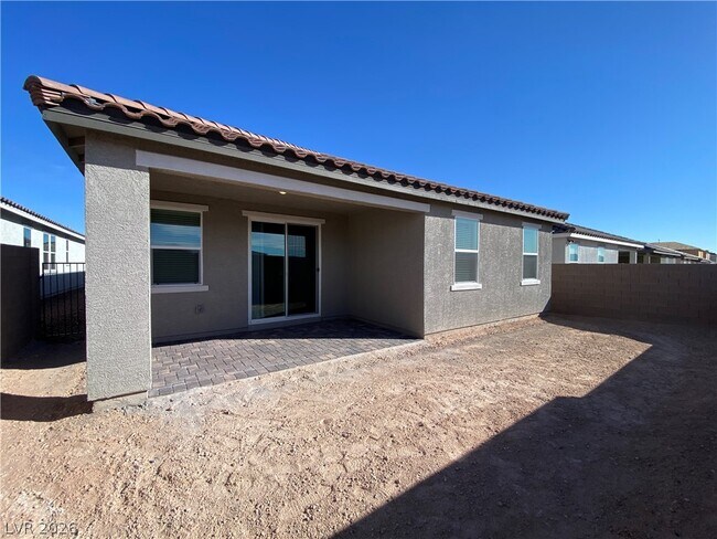 Building Photo - 4231 Scarlet Cob Ave