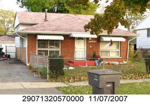 Primary Photo - 14543 Cooper Ave