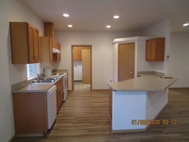 Building Photo - 24043 Patton Loop SE