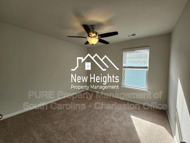 Building Photo - 179 Cherry Grv Dr