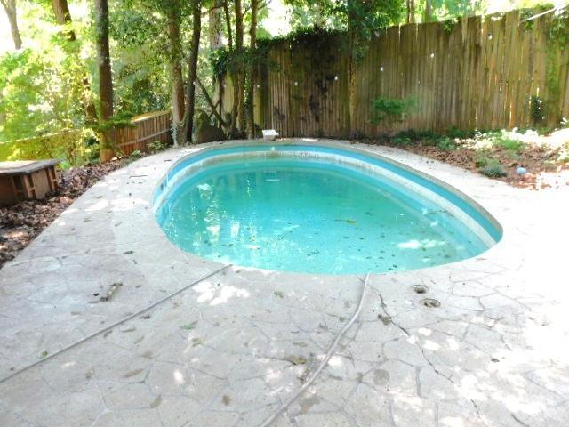 Building Photo - 2817 Thornridge Dr