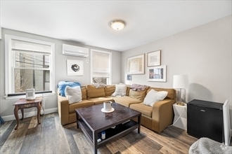 Building Photo - 3 Colebrook St
