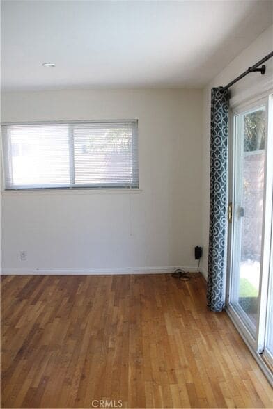 Building Photo - 5192 Robinwood Dr