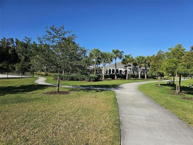 Building Photo - 32959 Sand Creek Dr