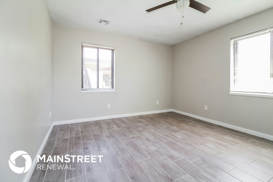 Building Photo - 1811 Westminster Pl