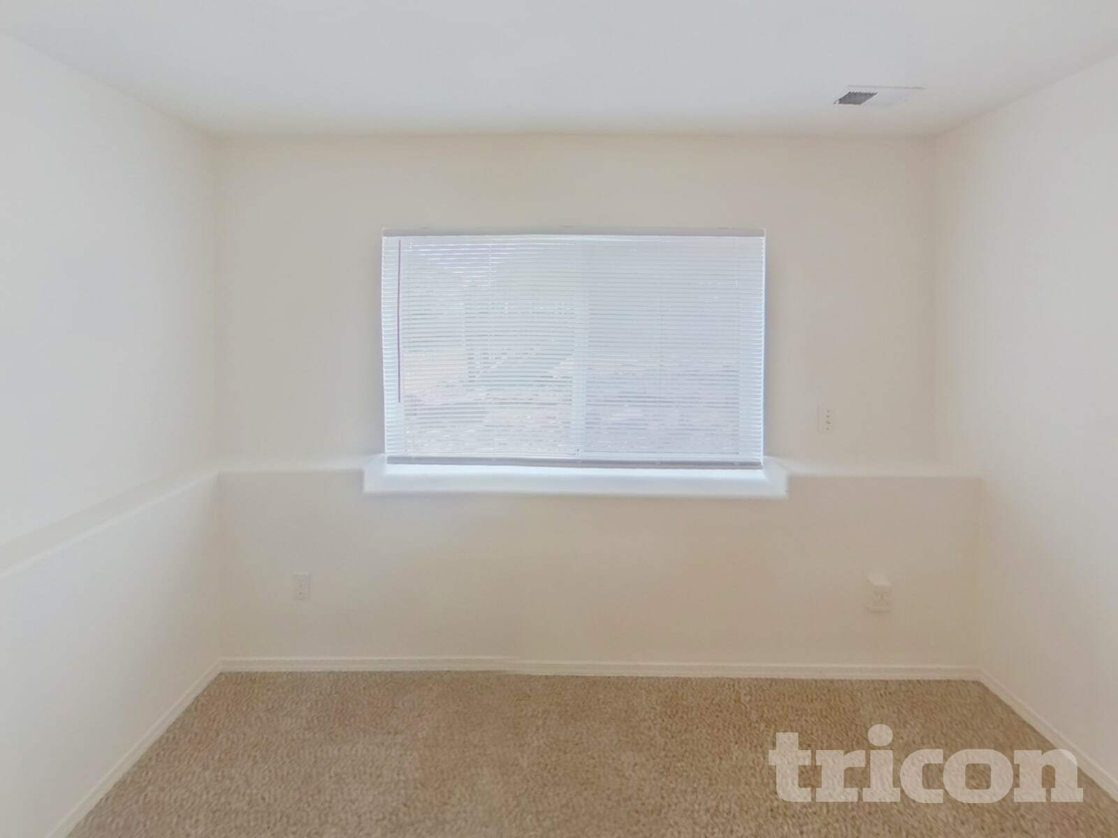 Building Photo - 6015 Fescue Dr