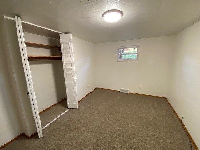 Building Photo - 351 N Balph Ave