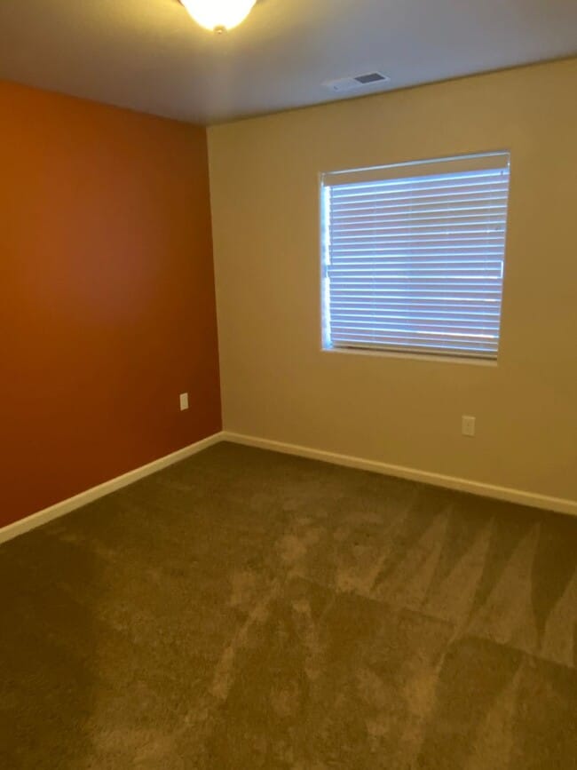 Building Photo - Charming Fallon 3 bedroom with RV Acess