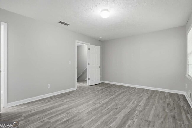 Building Photo - 5344 Ridgemere Ct