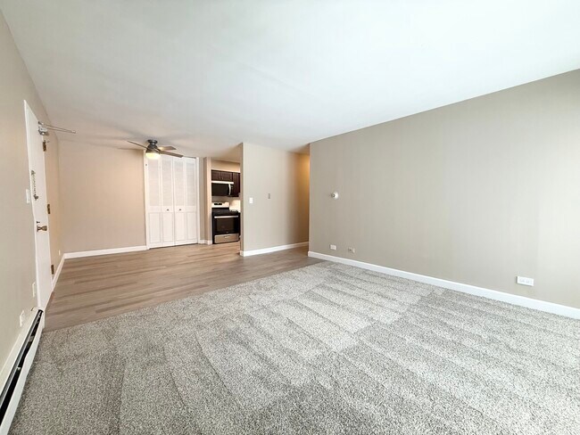 Building Photo - 915 Westmoreland Dr