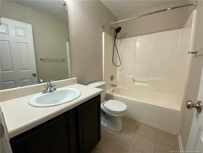 Building Photo - 2109 Sir Michael Dr
