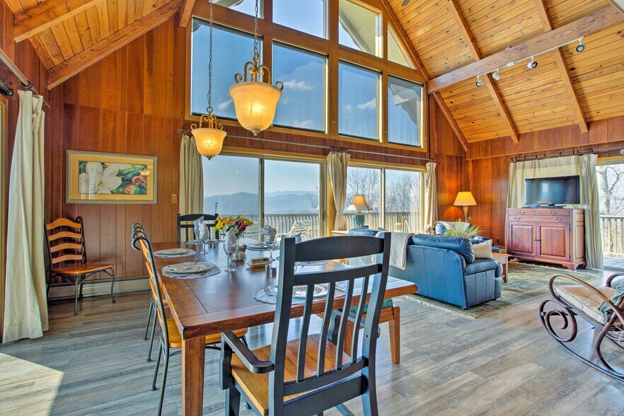 main floor living and dining areas - 1225 Becky Mountain Road