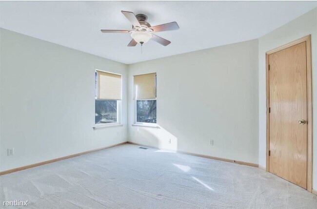 Building Photo - 3 br, 2 bath House - 1817 N Buckthorn Ct