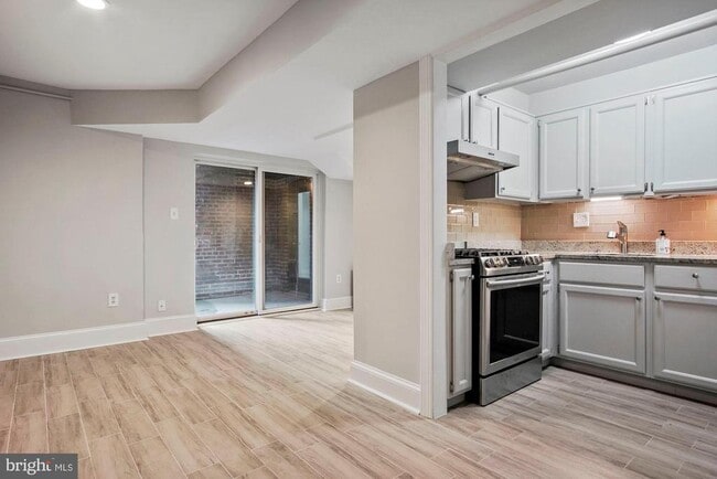 Building Photo - 1616 S St NW