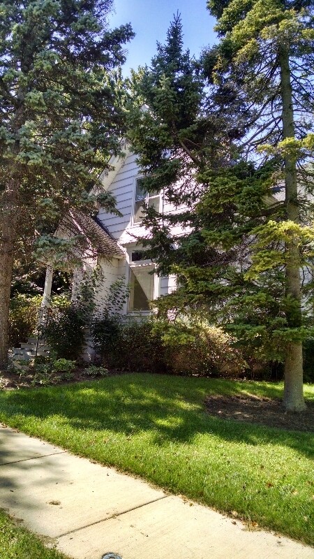 Building Photo - 115 N 5th St