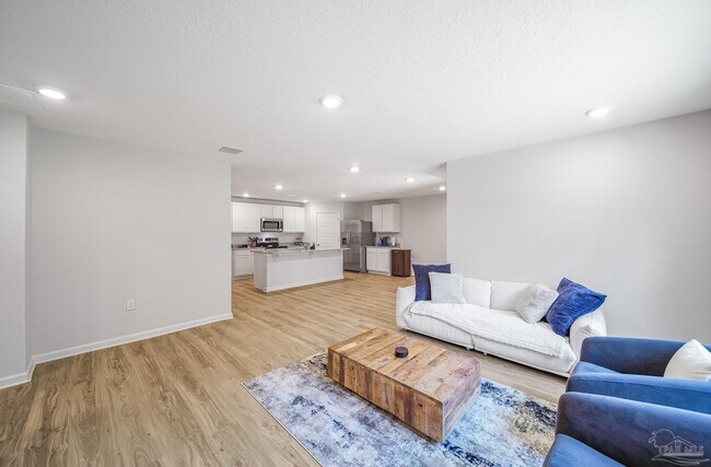 Building Photo - 6347 Burrow Ln