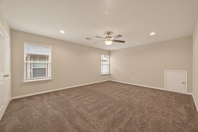 Building Photo - 2510 Meerstad Ln