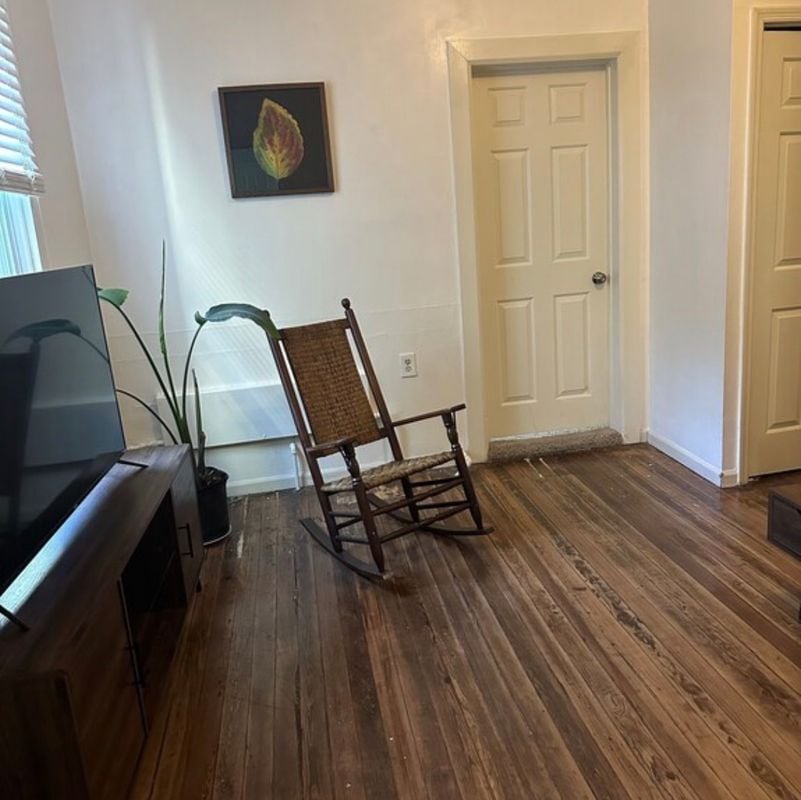 Building Photo - 418 Hoge St