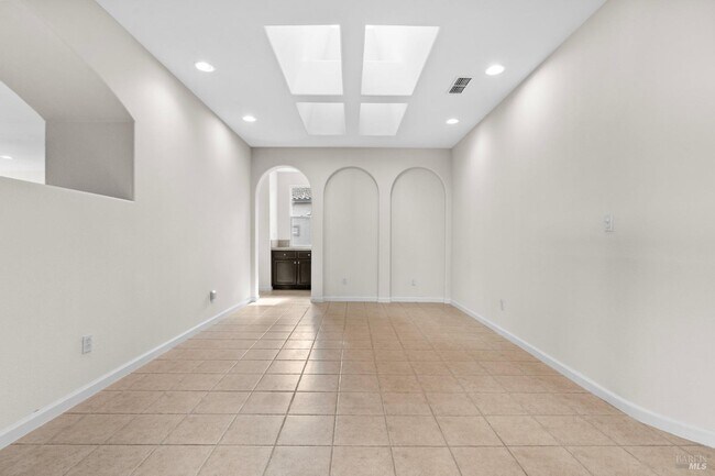Building Photo - 358 Crystal Downs Dr
