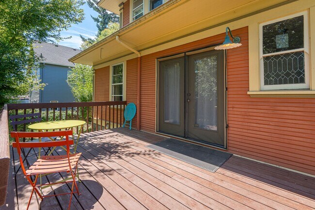 Building Photo - Charming Sabin Craftsman with Fenced Yard, Deck, and More!