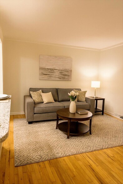 Living Room - 3807 Rochester Rd