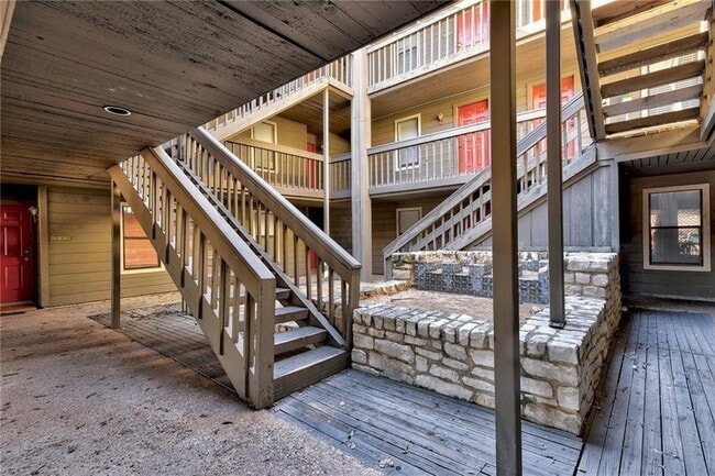 Building Photo - 3506 Speedway