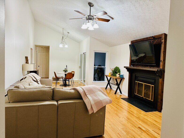 Building Photo - 288 Millside Dr