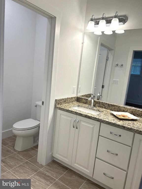 Building Photo - 8708 Southrun Ct