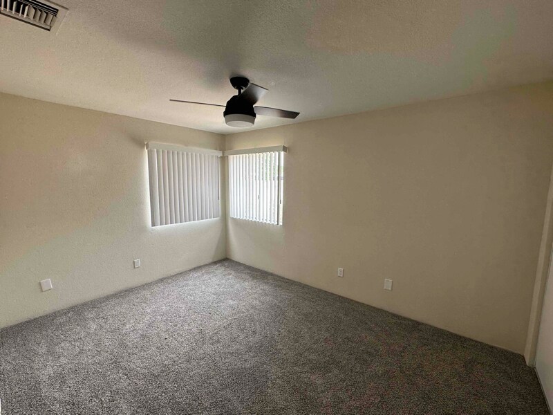 Building Photo - 2540 W Falbrook Way